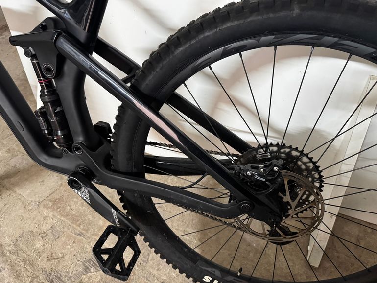Tweedehands Canyon Strive CF 7 2021 2021 Mountainbike — afbeelding 3 van 8
