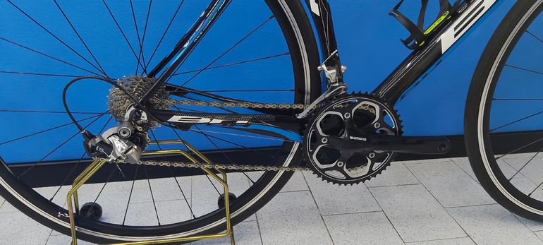 Used BH Custom Shimano 105 2012 Road & Gravel, Black — image 3 of 4