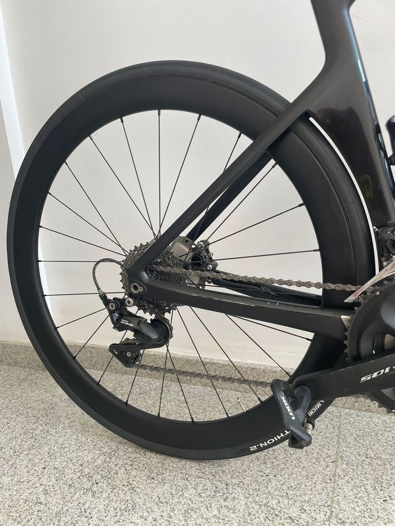 Gebrauchtes Canyon Aeroad Shimano 105 2020 Road & Gravel, Schwarz — Bild 3 von 9