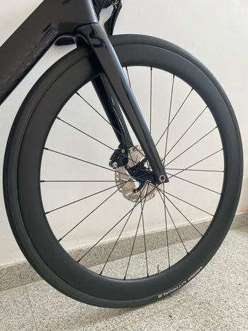 Gebrauchtes Canyon Aeroad Shimano 105 2020 Road & Gravel, Schwarz — Bild 8 von 9