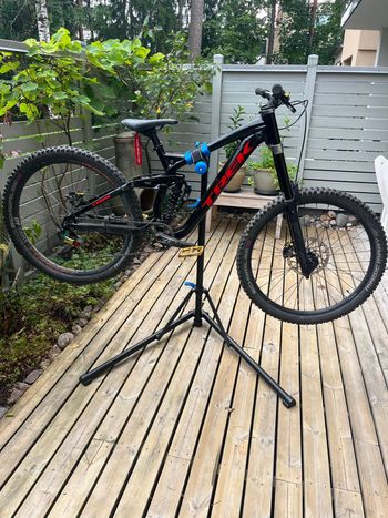 Used Trek Session 8 27.5 2018 2018 MTB