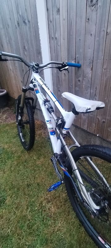 Used Lapierre Spicy Shimano Deore XT 2012 Mountainbike, White — image 2 of 11