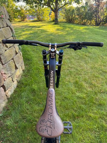 Tweedehands Trek Session 8 29 GX 2025 2025 Mountainbike — afbeelding 13 van 16