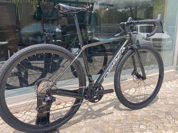 Gebrauchtes Orbea Terra Shimano GRX 2025 Road & Gravel, Schwarz — Bild 4 von 9