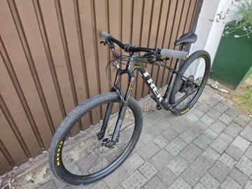 Brugt Trek Procaliber 9.6 Gen 3 2025 2025 Mountainbike — billede 4 af 5