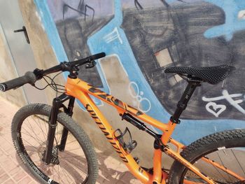 Used Specialized Epic Comp 2022 2022 Mountainbike, Orange, 29 — image 4 of 5
