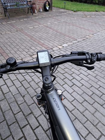 Specialized Turbo Vado Other 2017 Mountainbike usato, Grigio chiaro — immagine 3 di 8