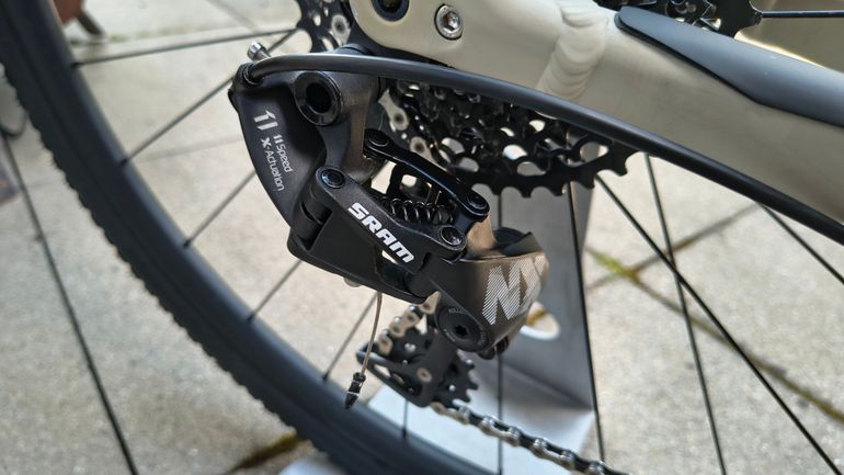 Brugt Specialized Sirrus X 4.0 2023 2023 Urban — billede 4 af 15