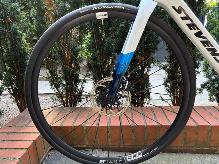 Gebrauchtes Stevens Izoard Pro Disc 2023 2023 Road & Gravel, Weiß — Bild 6 von 13