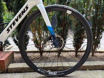 Gebrauchtes Stevens Izoard Pro Disc 2023 2023 Road & Gravel, Weiß — Bild 9 von 13