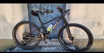 Použité Scott Spark RC 900 Team Issue AXS crb 2021 2021 MTB
