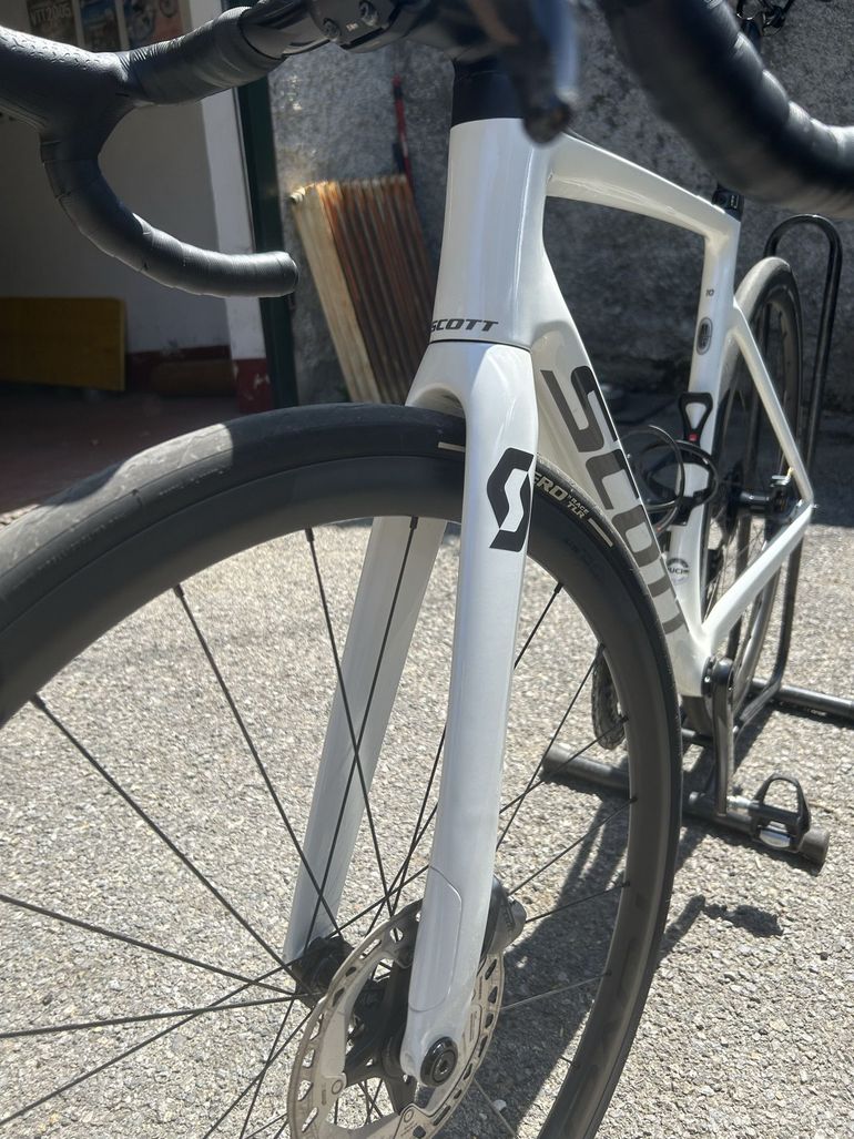 Scott RC10 2021 Road & Gravel usato, Bianco — immagine 9 di 17