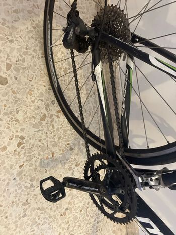 Merida Custom Shimano Sora 2013 Road & Gravel usato, Nero — immagine 3 di 4