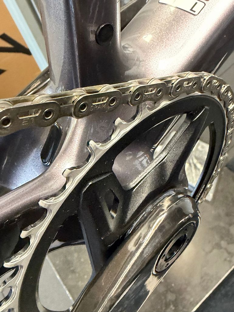 Brugt Canyon Grail SRAM Force eTap AXS 2025 Road & Gravel — billede 12 af 15