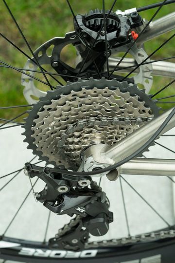 Used Lynskey Pro650 2019 Mountainbike, Light Gray — image 2 of 15