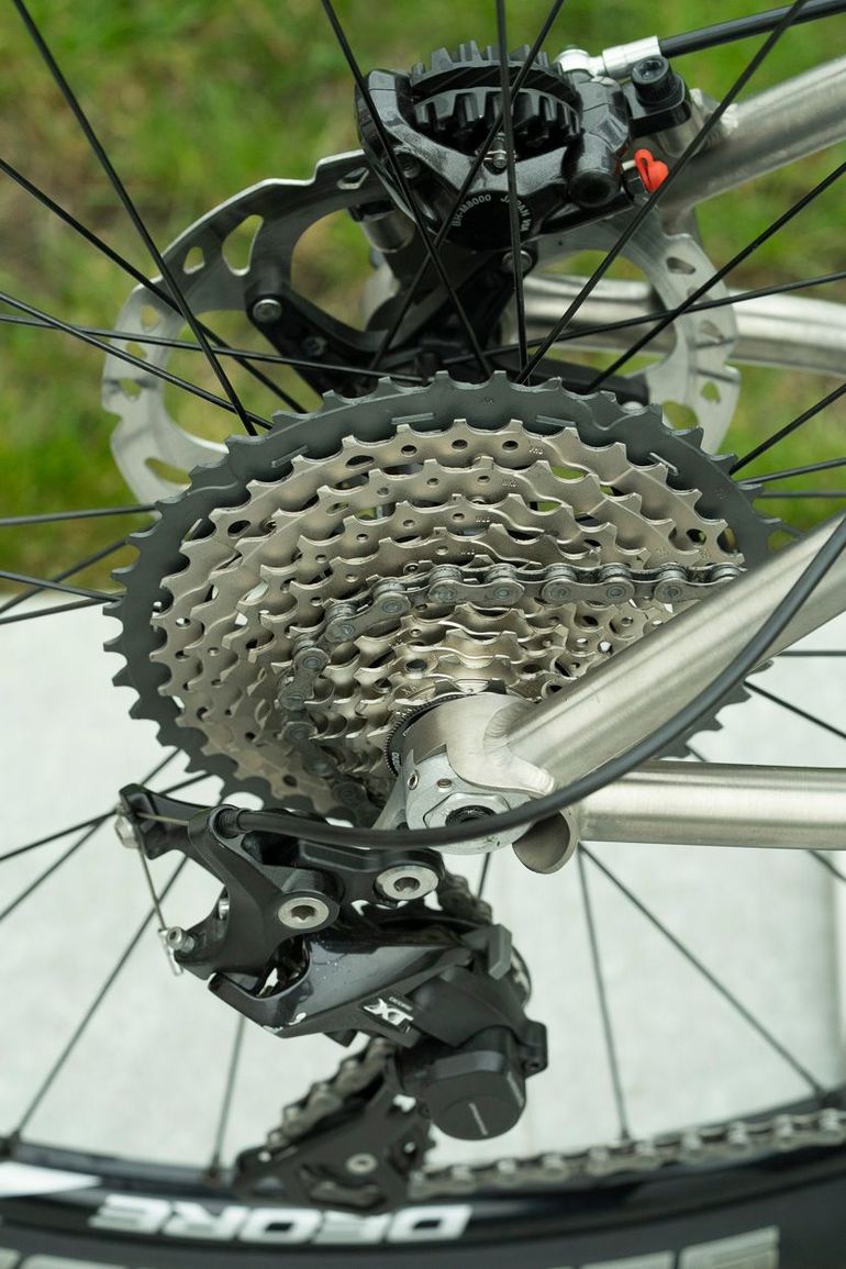 Used Lynskey Pro650 2019 Mountainbike, Light Gray — image 2 of 15