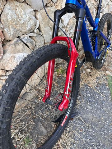 Lapierre Spicy CF Team 2023 2023 Mountainbike usato, Blu — immagine 4 di 9
