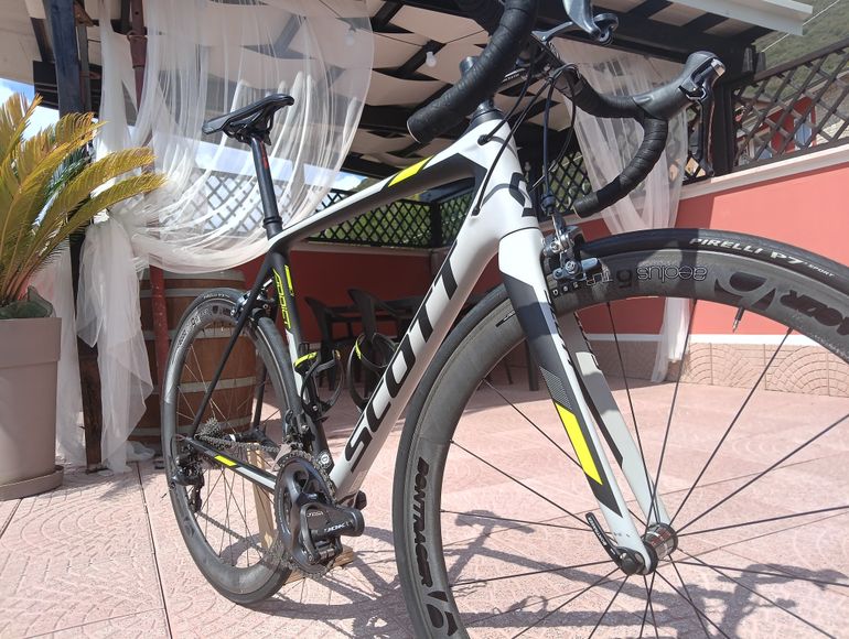 Used Scott Addict 10 2017 2017 Road & Gravel, Light Gray — image 4 of 4