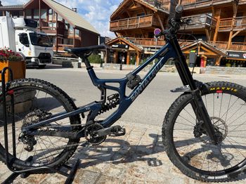 Used SANTA CRUZ V10 8 CC MX 2026 MTB