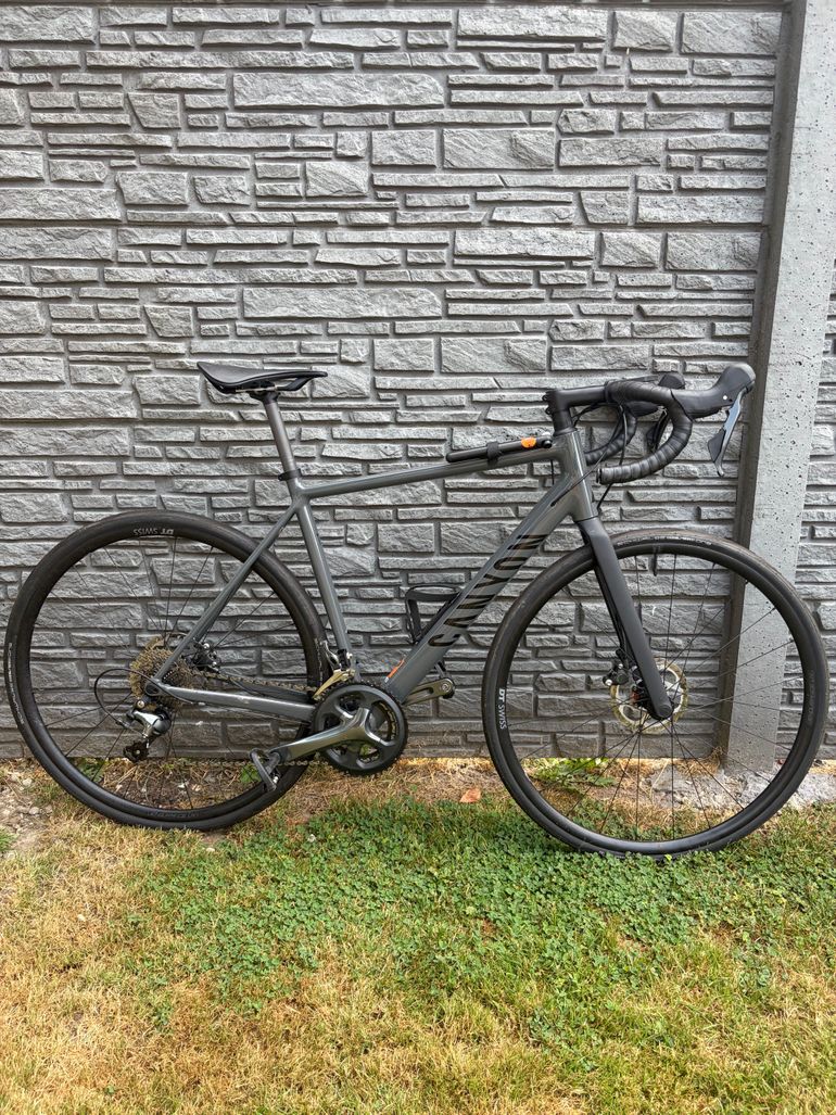 Canyon Endurace 6 2024 2024 Road & Gravel usato, Grigio chiaro — immagine 2 di 3