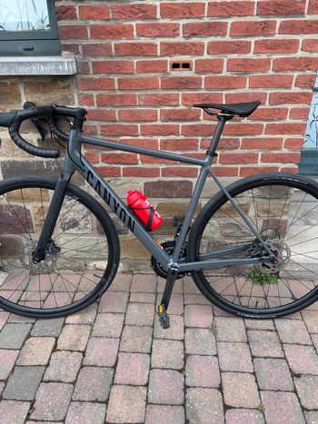 Canyon Endurace 6 2024 2024 Road & Gravel usato, Grigio chiaro — immagine 3 di 3