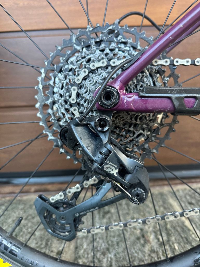 Gebrauchtes Commencal metà ht Custom SRAM GX 2014 Mountainbike, Violett — Bild 3 von 8