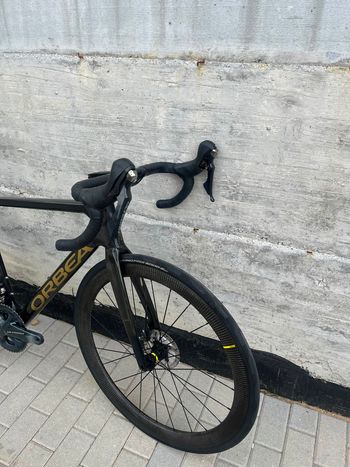 Orbea ORCA M20 2022 2022 Road & Gravel usato, Nero — immagine 5 di 7