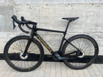 Orbea ORCA M20 2022 2022 Road & Gravel usato, Nero — immagine 2 di 7
