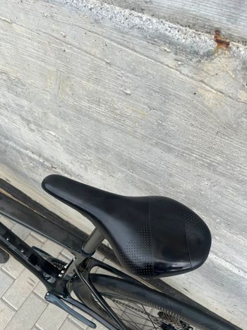 Orbea ORCA M20 2022 2022 Road & Gravel usato, Nero — immagine 3 di 7
