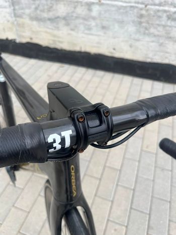 Orbea ORCA M20 2022 2022 Road & Gravel usato, Nero — immagine 4 di 7