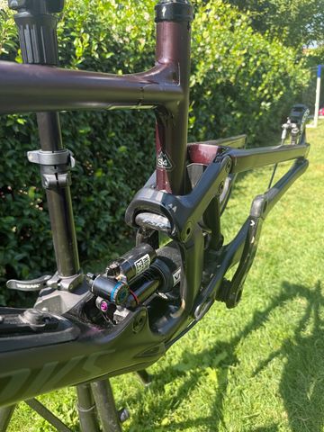 Specialized Enduro Frameset 2025 Mountainbike d'occasion — image 2 sur 6