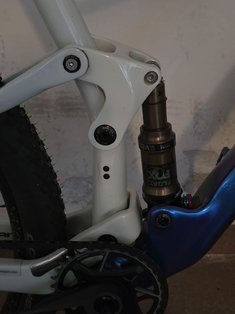 Brugt Lee cougan crossfire 428 Custom SRAM Red eTap AXS 2025 Mountainbike — billede 7 af 17