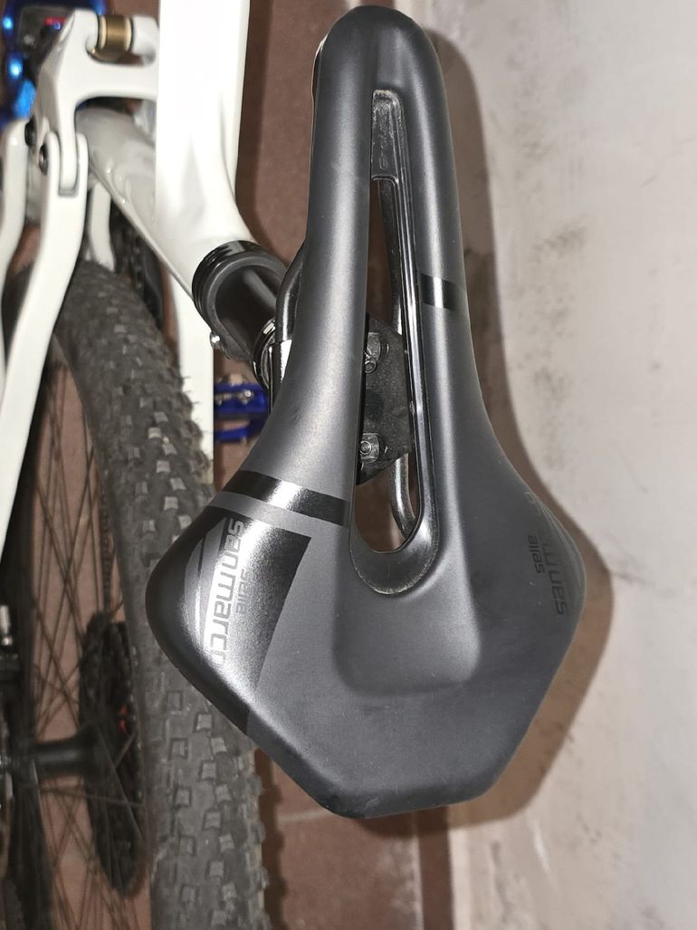 Brugt Lee cougan crossfire 428 Custom SRAM Red eTap AXS 2025 Mountainbike — billede 10 af 17