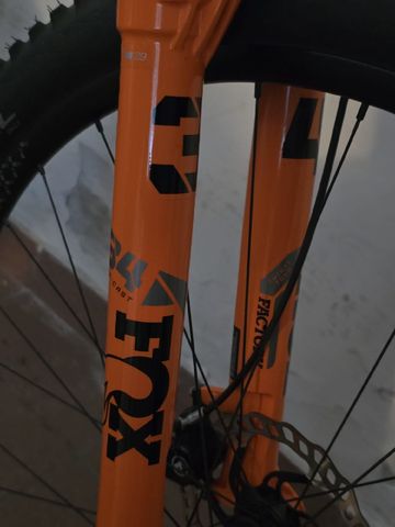 Brugt Lee cougan crossfire 428 Custom SRAM Red eTap AXS 2025 Mountainbike — billede 8 af 17