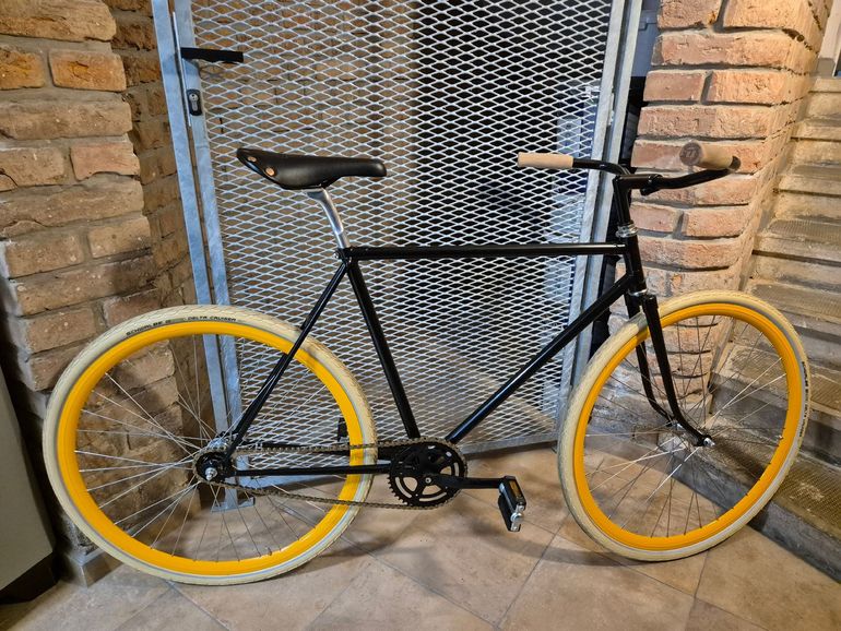 Used Fav F1 2019 Road & Gravel, Black — image 2 of 10
