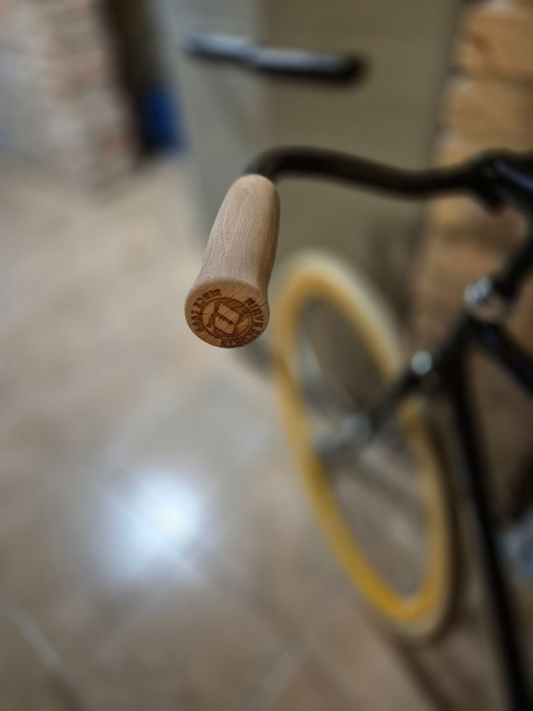 Used Fav F1 2019 Road & Gravel, Black — image 7 of 10