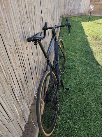 Used Scott Addict Shimano Dura Ace 2021 Road & Gravel, Black — image 4 of 7