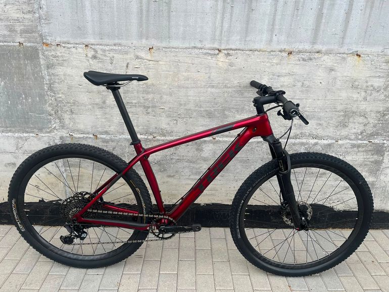 Käytetty Trek Procaliber 9.7 2020 2020 Mountainbike — kuva 2 / 7