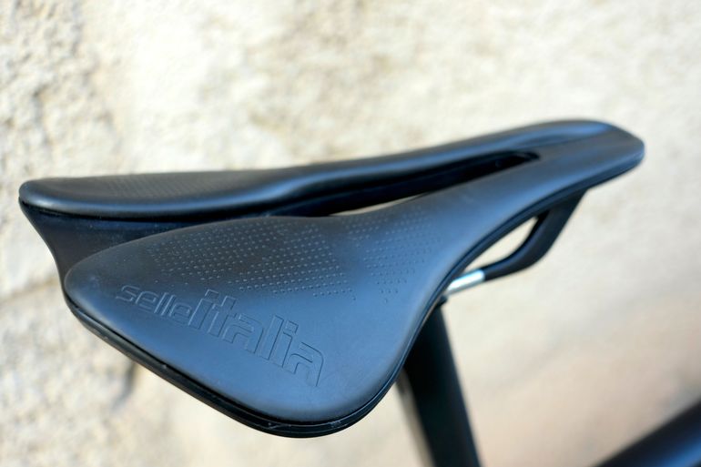 Gebrauchtes BMC Roadmachine TWO 2026 2026 Road & Gravel, Schwarz — Bild 14 von 22