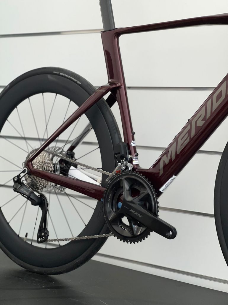 Merida REACTO 6000 2027 2027 Road & Gravel de segunda mano, Rojo — imagen 4 de 6