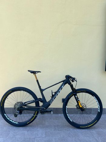 Scott Spark RC Team 2024 2024 MTB de segunda mano