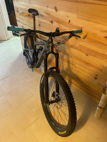 Used Yeti SB150 C2 2023 2023 Mountainbike, Black — image 7 of 8