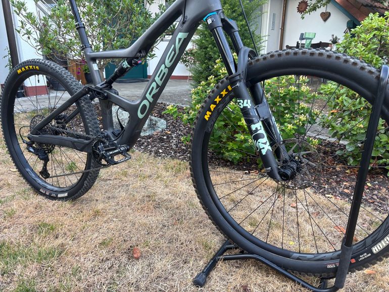 Gebrauchtes Orbea OCCAM M30 2022 2022 Mountainbike, Hellgrau — Bild 7 von 7