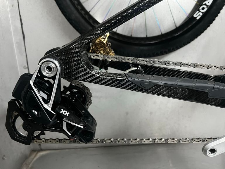 Käytetty RDR Custom SRAM XX1 Eagle AXS 2024 Mountainbike — kuva 3 / 20