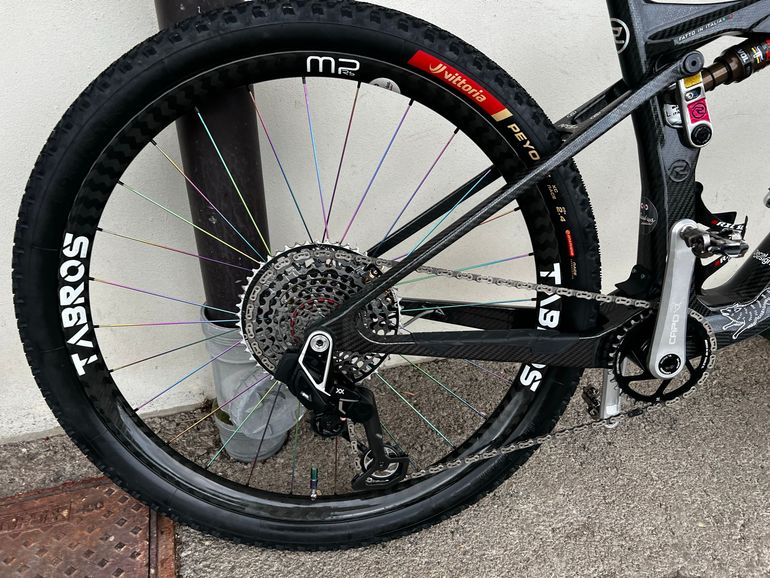 Käytetty RDR Custom SRAM XX1 Eagle AXS 2024 Mountainbike — kuva 15 / 20