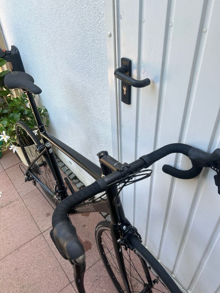 Used Cannondale Optimo 2 2021 Road & Gravel, Black — image 2 of 12