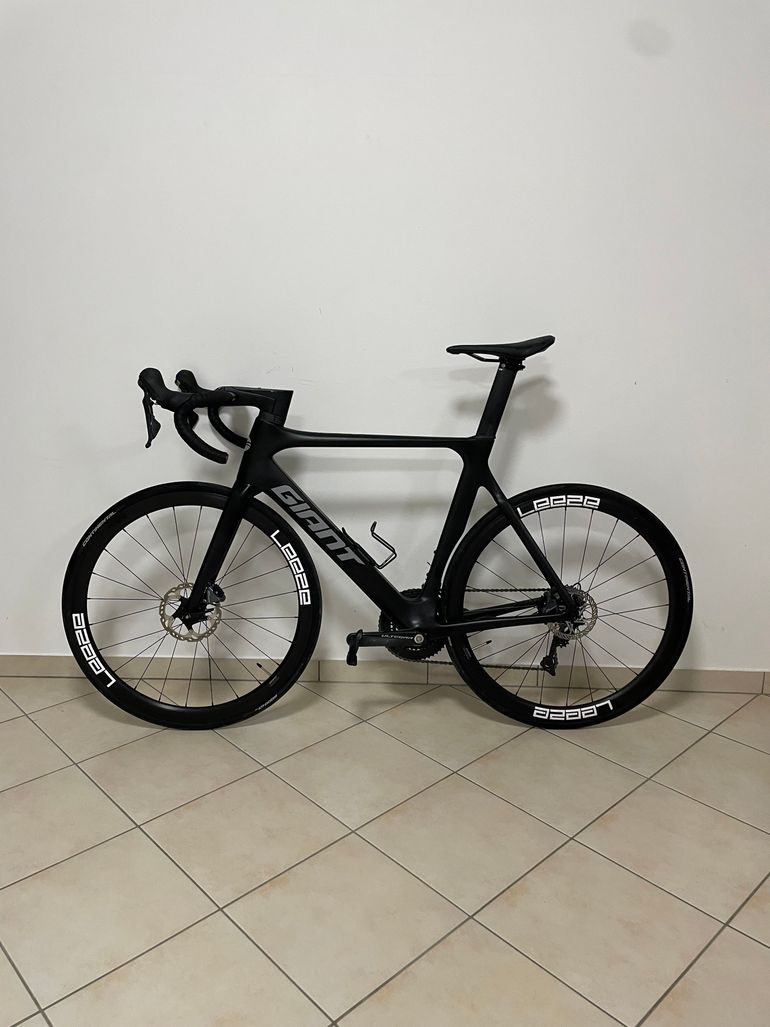Gebrauchtes Giant Propel Shimano Ultegra 2023 Road & Gravel, Schwarz — Bild 2 von 5