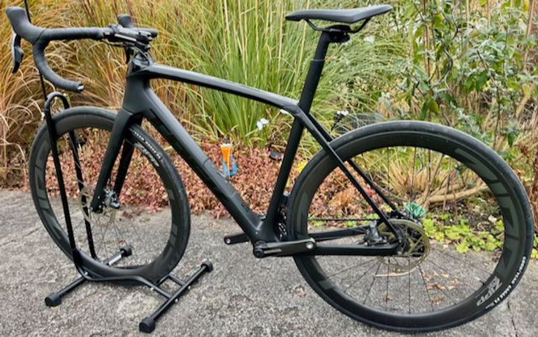 Used TREK Domane SL500 Carbon SRAM Force Etap 2023 2023 Road & Gravel, Black — image 3 of 16
