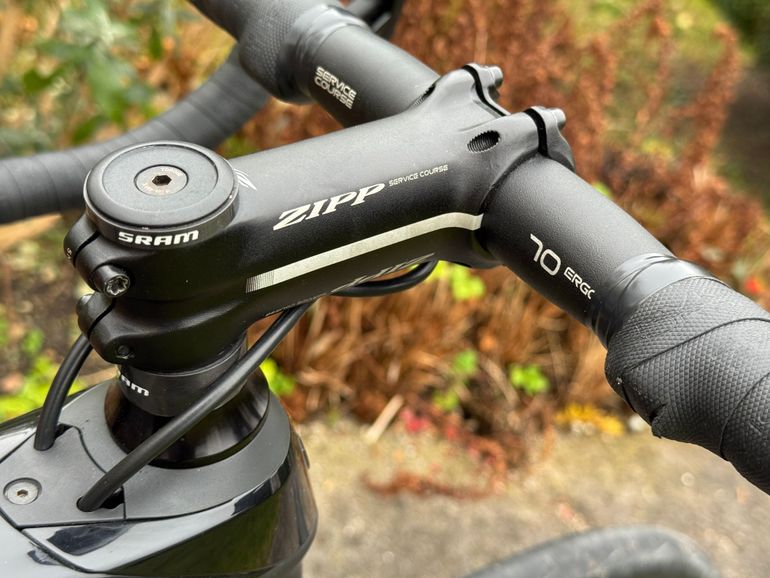 Used TREK Domane SL500 Carbon SRAM Force Etap 2023 2023 Road & Gravel, Black — image 5 of 16