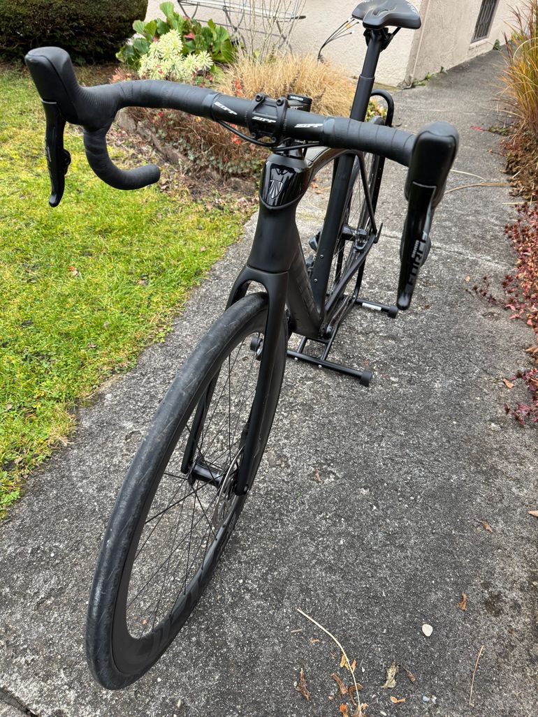 Used TREK Domane SL500 Carbon SRAM Force Etap 2023 2023 Road & Gravel, Black — image 15 of 16